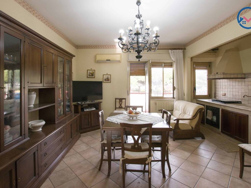 intera palazzina in vendita a Palermo in zona Centro storico