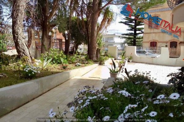 appartamento in vendita a Palermo in zona Mondello