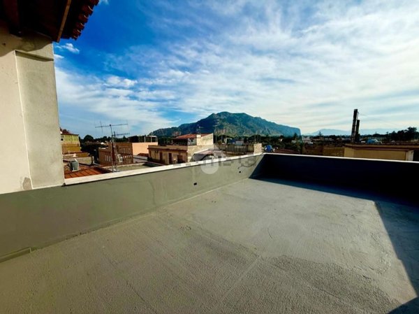 appartamento in vendita a Palermo in zona Mondello