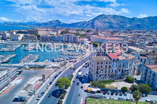 appartamento in vendita a Palermo