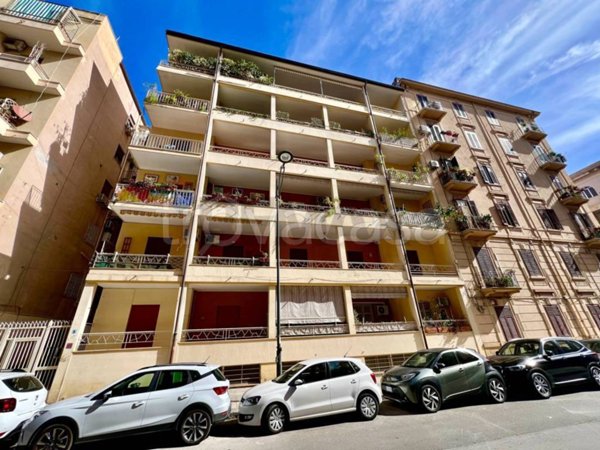 locale di sgombero in vendita a Palermo in zona Libertà