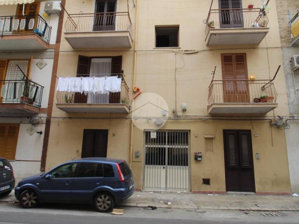 appartamento in vendita a Palermo in zona Montegrappa / Santa Rosalia