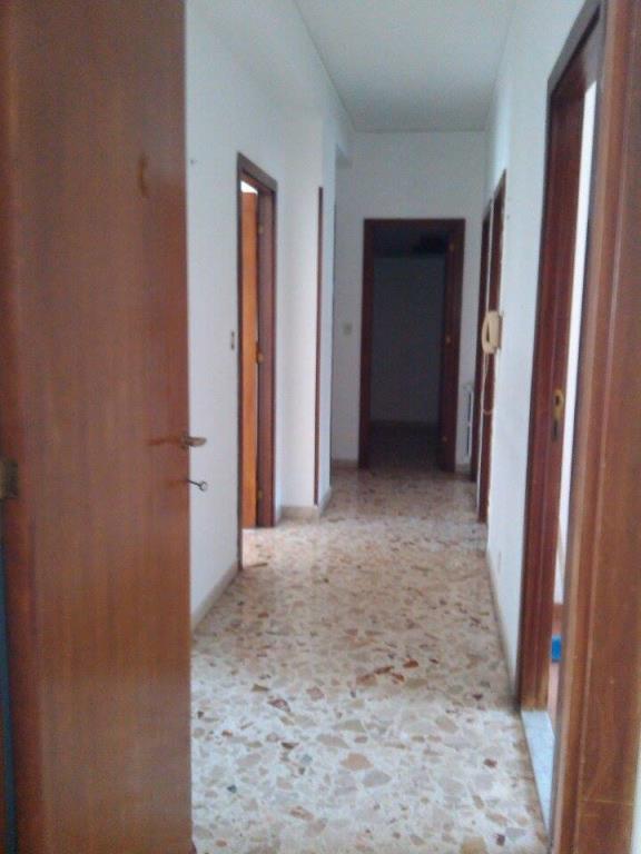 intera palazzina in vendita a Palermo in zona Oreto