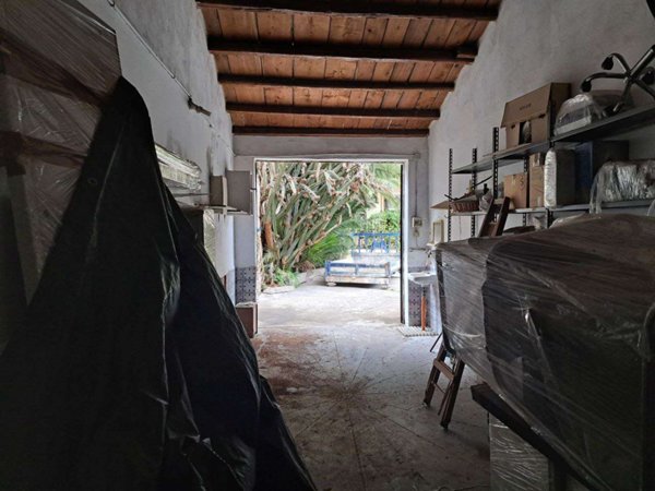 appartamento in vendita a Palermo in zona Politeama