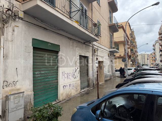 locale commerciale in vendita a Palermo in zona Noce