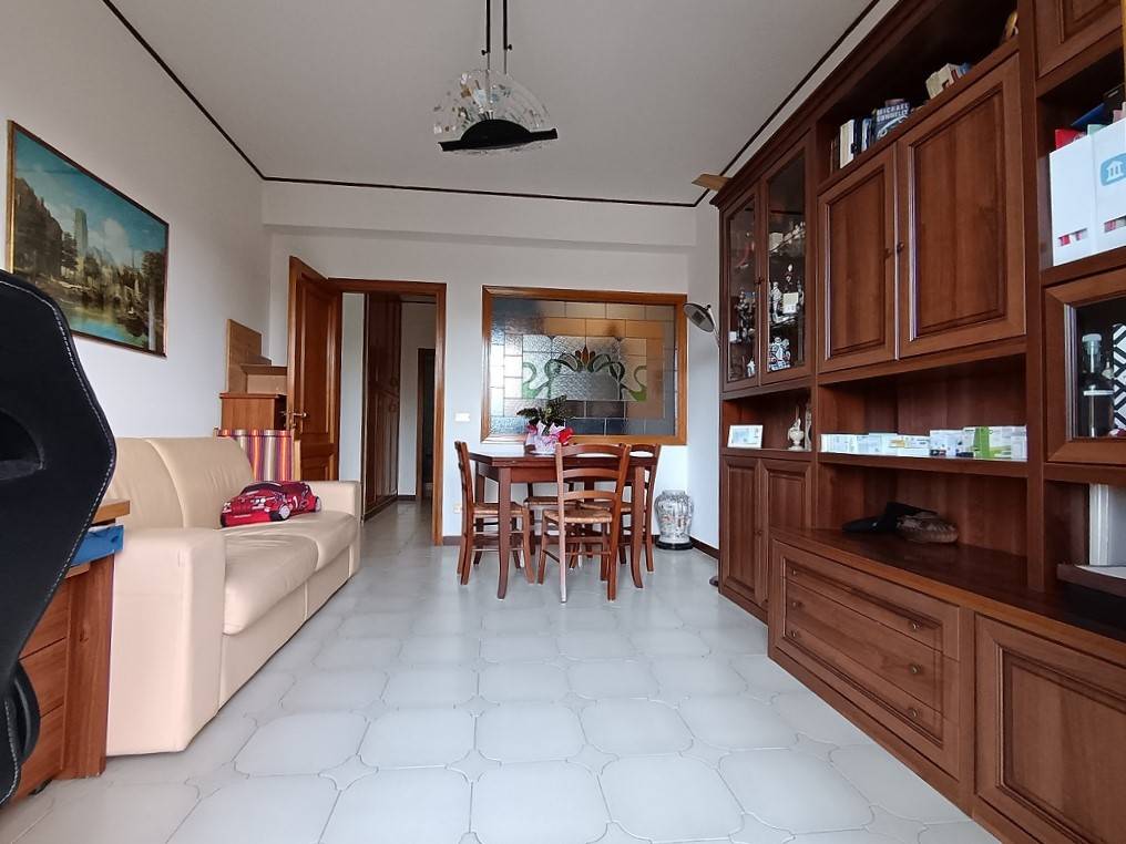 appartamento in vendita a Palermo in zona Mezzomonreale