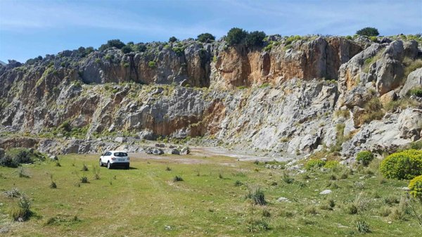 locale di sgombero in vendita a Palermo in zona Cruillas