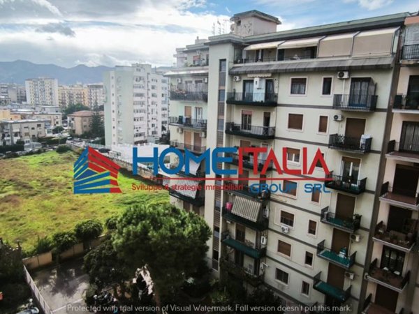 appartamento in vendita a Palermo in zona Malaspina/Palagonia
