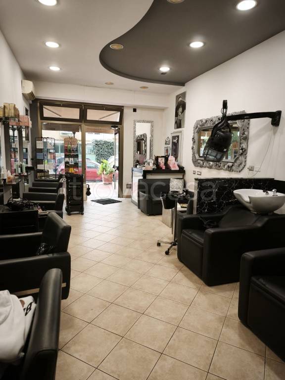 negozio in vendita a Palermo in zona Noce