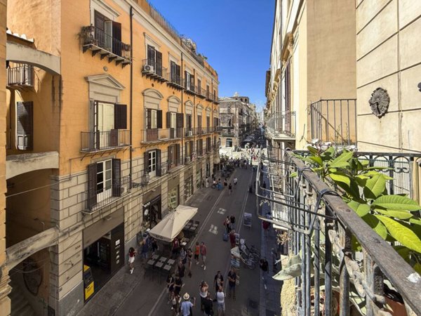 appartamento in vendita a Palermo in zona Centro storico