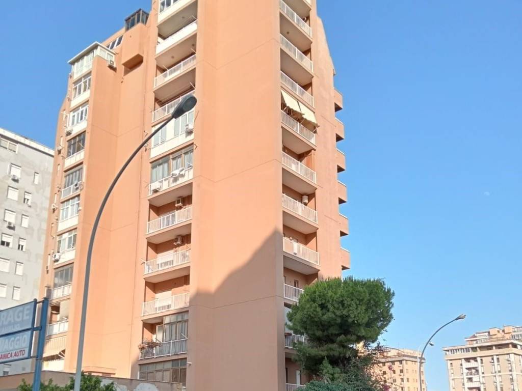 appartamento in vendita a Palermo in zona Montepellegrino