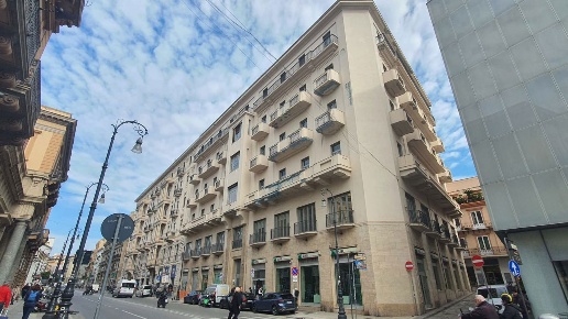 negozio in vendita a Palermo in zona Libertà