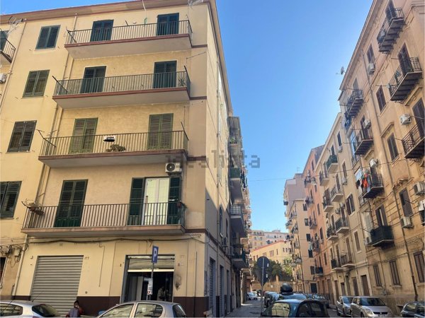 appartamento in vendita a Palermo in zona Oreto