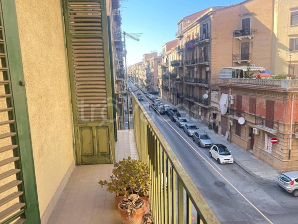 appartamento in vendita a Palermo in zona Oreto