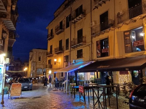 appartamento in vendita a Palermo in zona Centro storico