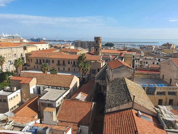 ufficio in vendita a Palermo in zona Centro storico