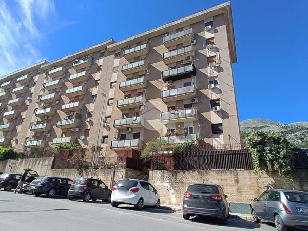 appartamento in vendita a Palermo in zona Baida