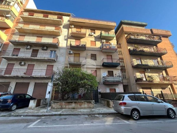 appartamento in vendita a Palermo in zona Baida