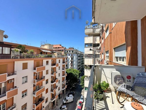 appartamento in vendita a Palermo in zona Libertà