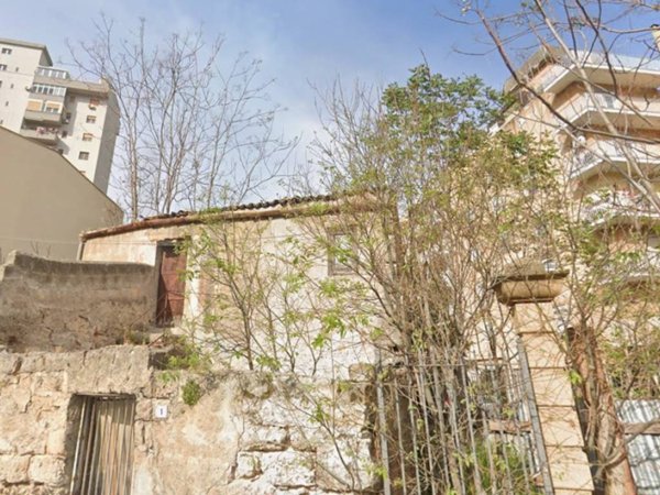 casa indipendente in vendita a Palermo in zona Politeama