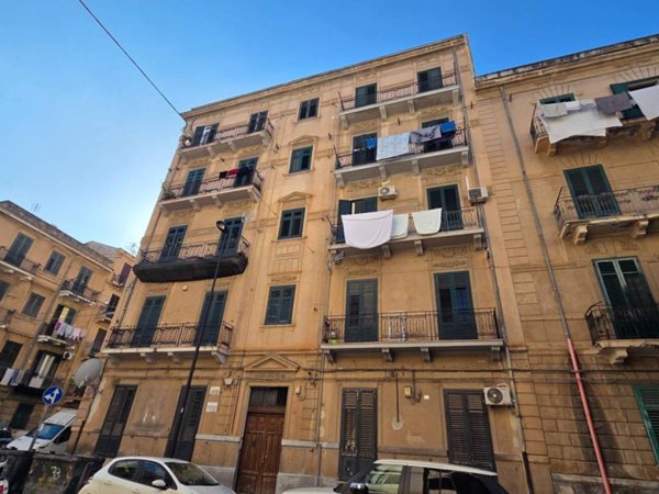 appartamento in vendita a Palermo in zona Montegrappa / Santa Rosalia