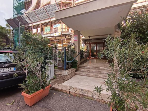 appartamento in vendita a Palermo in zona Libertà