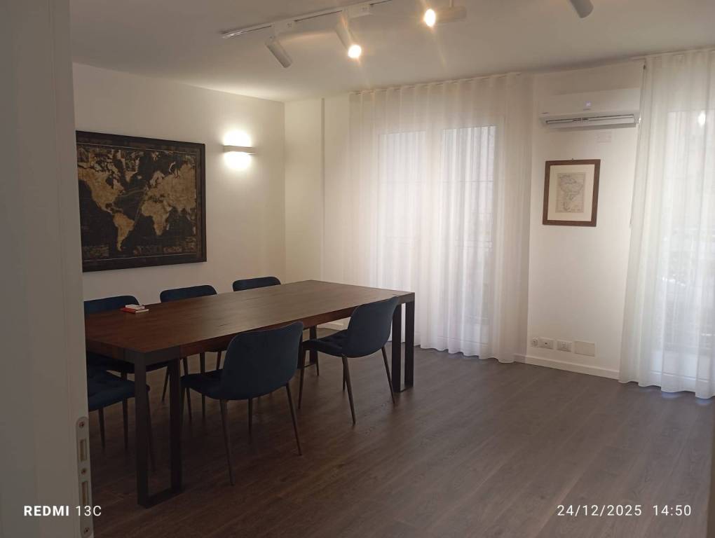 appartamento in vendita a Palermo in zona Politeama