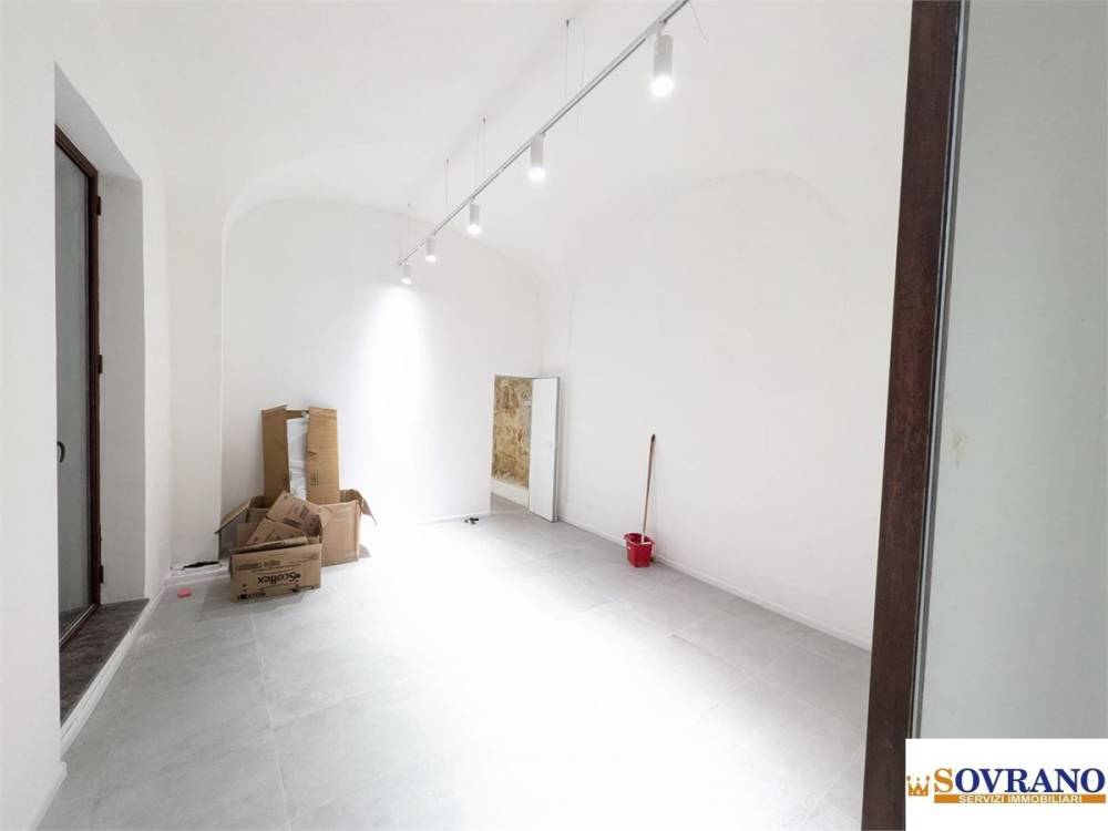 negozio in vendita a Palermo in zona Centro storico
