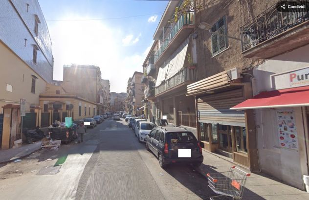 negozio in vendita a Palermo in zona Noce