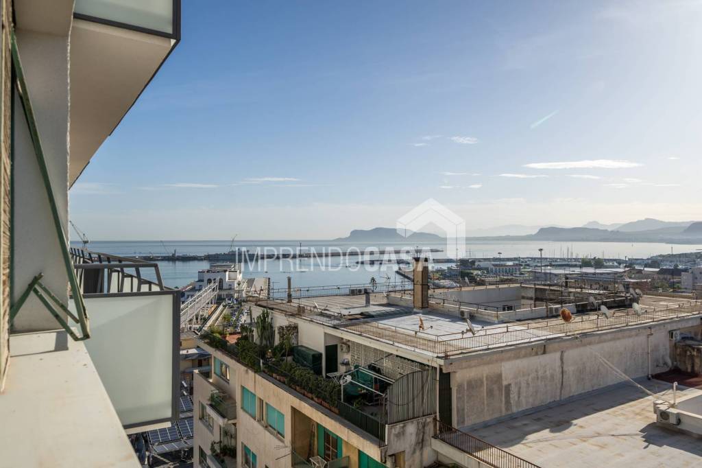 appartamento in vendita a Palermo in zona Libertà