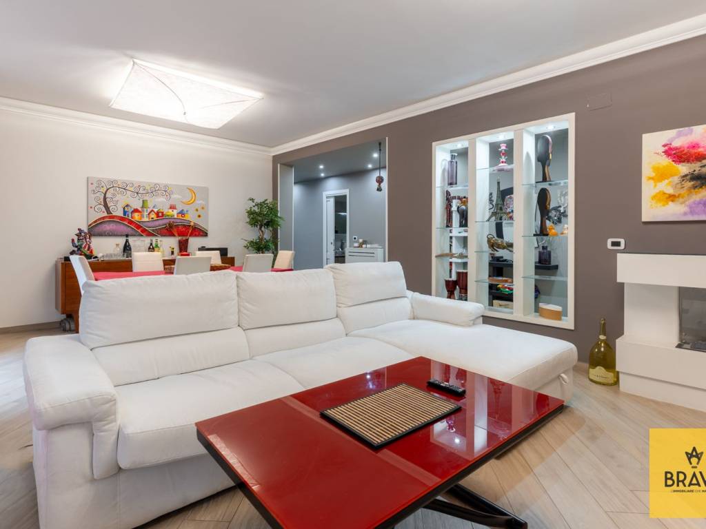 appartamento in vendita a Palermo in zona Zisa