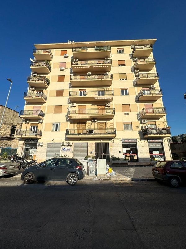 appartamento in vendita a Palermo in zona San Lorenzo