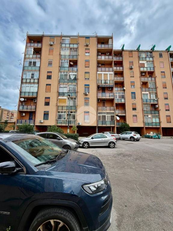 appartamento in vendita a Palermo in zona Roccella