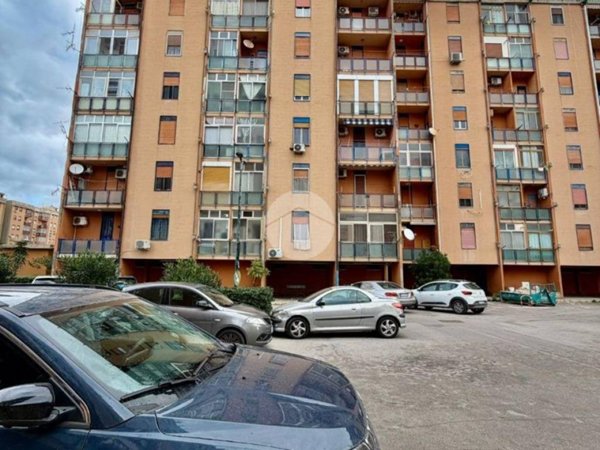 appartamento in vendita a Palermo in zona Roccella