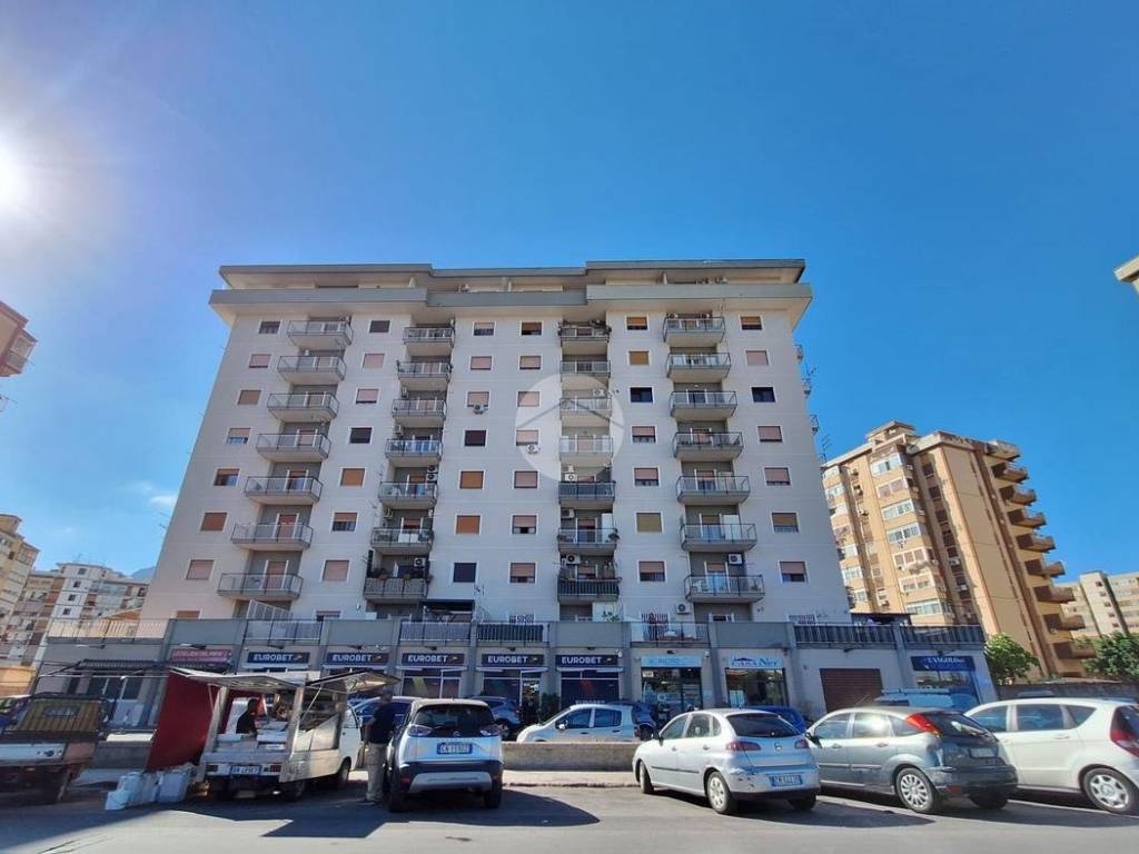 appartamento in vendita a Palermo in zona Oreto