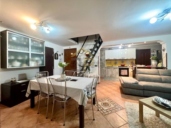 appartamento in vendita a Palermo