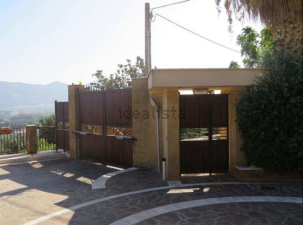 appartamento in vendita a Palermo in zona Tommaso Natale