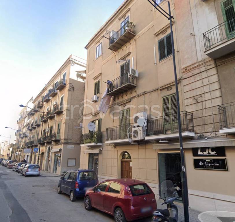 appartamento in vendita a Palermo in zona Oreto