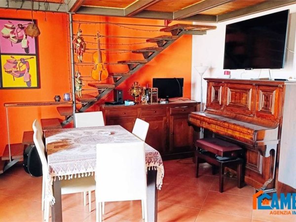 appartamento in vendita a Palermo in zona Malaspina/Palagonia