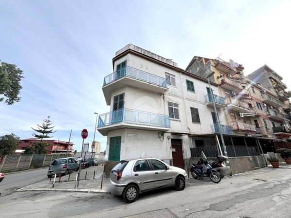 appartamento in vendita a Palermo in zona Baida