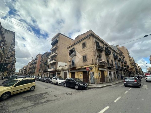 appartamento in vendita a Palermo in zona Oreto