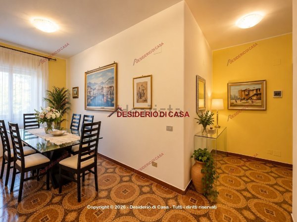 appartamento in vendita a Palermo in zona Partanna