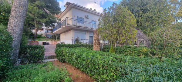 casa indipendente in vendita a Palermo in zona Partanna