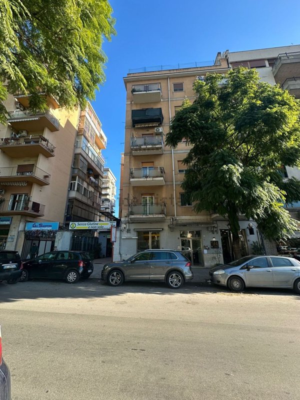 appartamento in vendita a Palermo in zona Montepellegrino