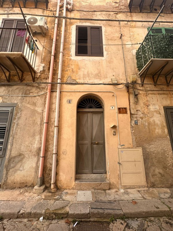 appartamento in vendita a Palermo in zona Centro storico