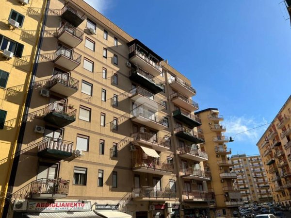 appartamento in vendita a Palermo in zona Oreto