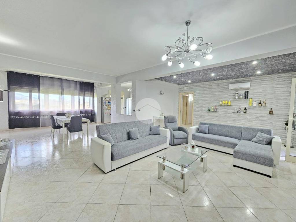 appartamento in vendita a Palermo in zona Oreto