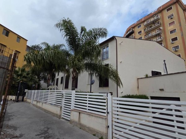 appartamento in vendita a Palermo in zona Borgo Nuovo