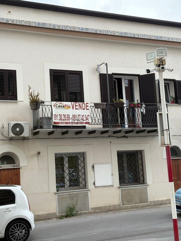 appartamento in vendita a Palermo in zona Uditore
