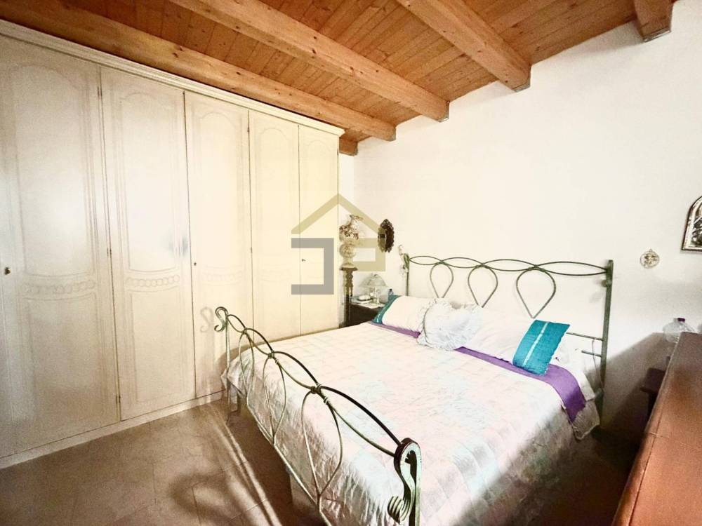 appartamento in vendita a Palermo in zona Zisa